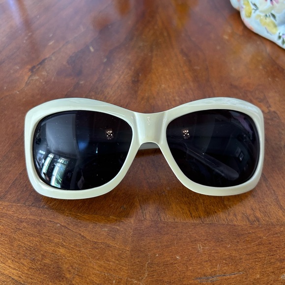 Betsey Johnson Cream Sunglasses - Picture 3 of 4